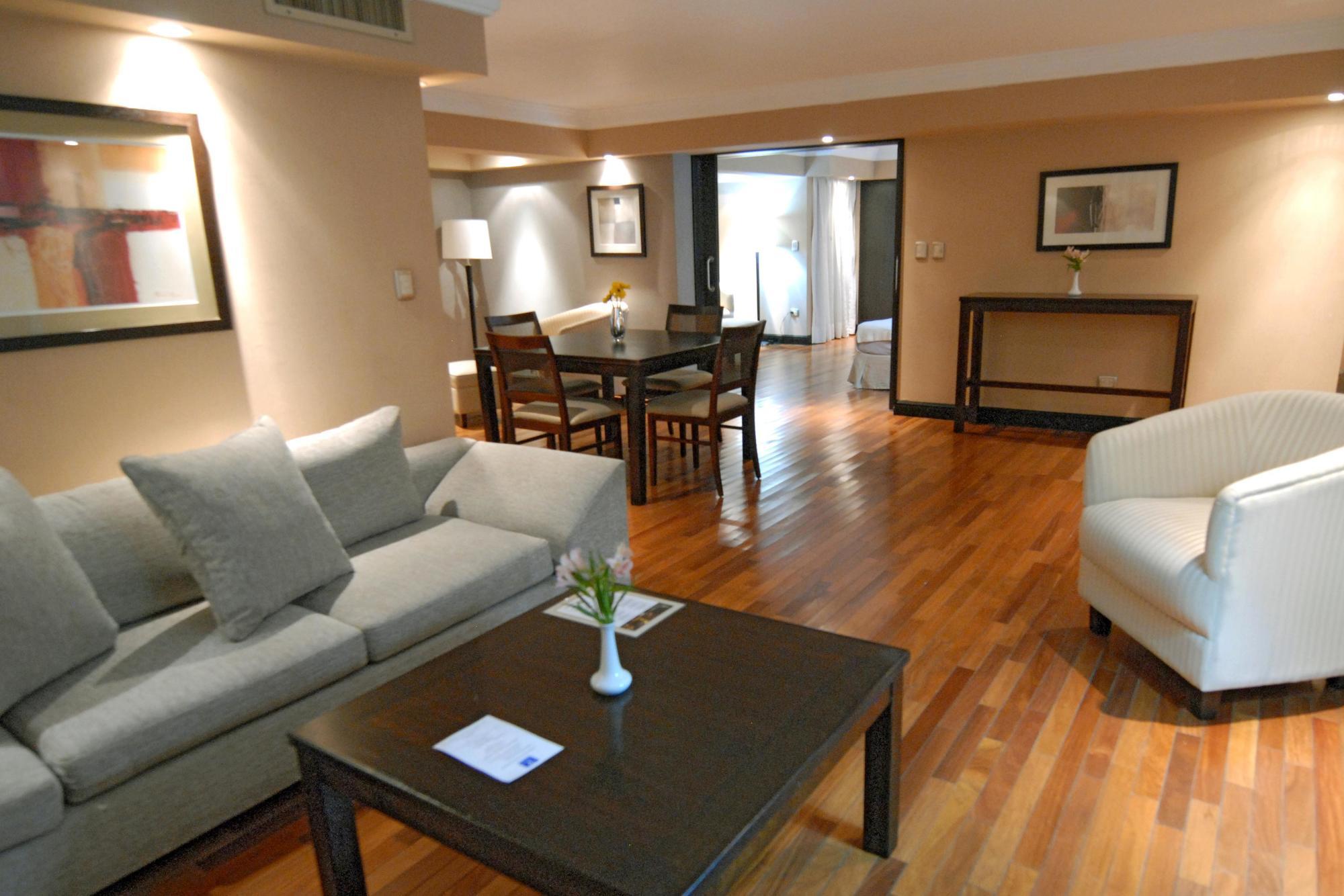 Premium Tower Suites Μεντόζα Εξωτερικό φωτογραφία